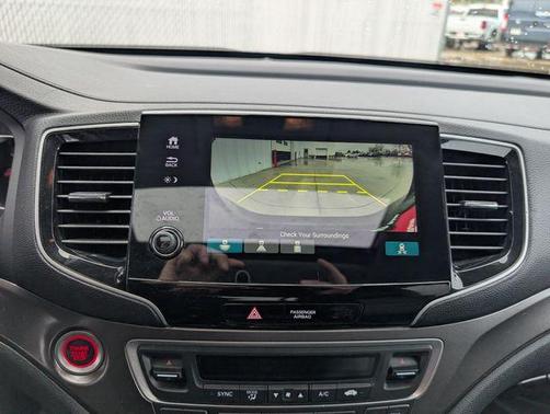 Crystal Black Pearl 2022 Honda Pilot Special Edition