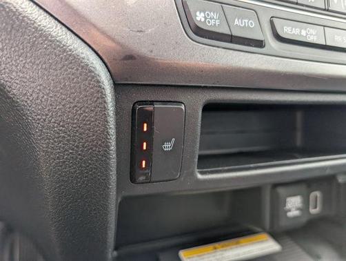 Crystal Black Pearl 2022 Honda Pilot Special Edition