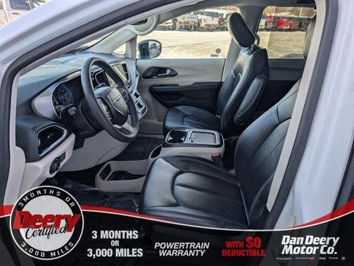 2024 Chrysler Pacifica Touring-L