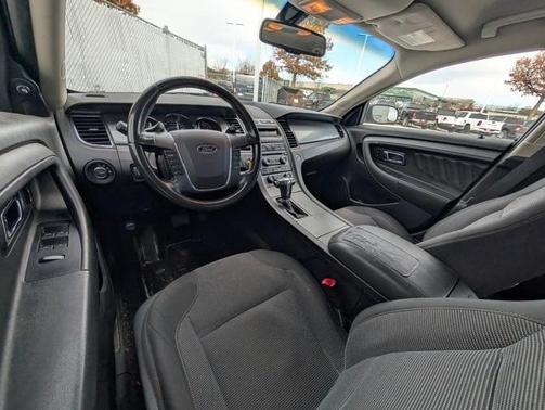 2010 Ford Taurus SEL