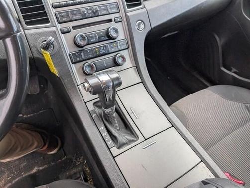 2010 Ford Taurus SEL
