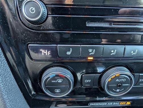 2022 Volkswagen Passat 2.0T SE