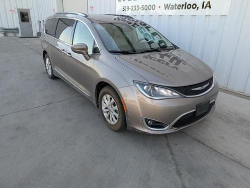 2018 Chrysler Pacifica Touring-L Plus