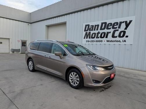 2018 Chrysler Pacifica Touring-L Plus