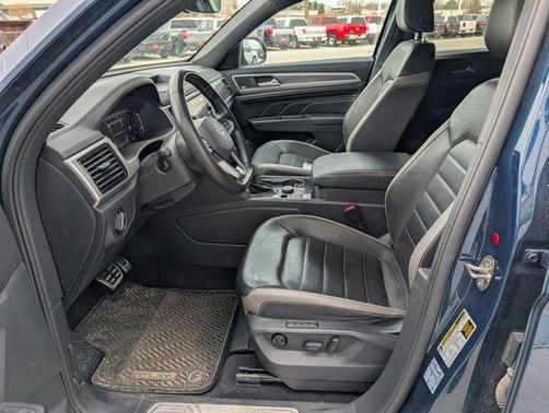 2020 Volkswagen Atlas Cross Sport 3.6L V6 SEL Premium R-Line