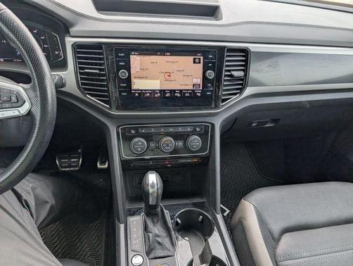2020 Volkswagen Atlas Cross Sport 3.6L V6 SEL Premium R-Line