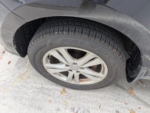 2011 Hyundai SANTA FE SE