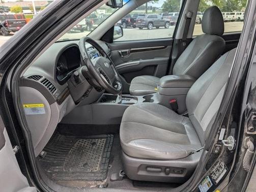 2011 Hyundai SANTA FE SE