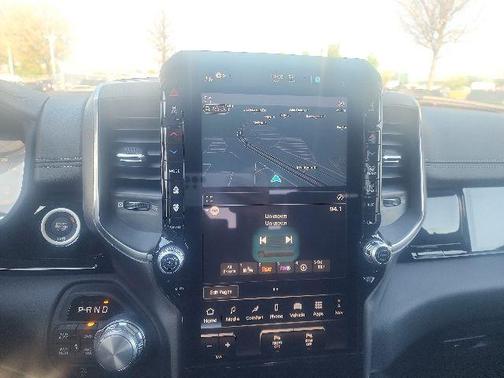 Hydro Blue Pearlcoat 2026 RAM 1500 Laramie