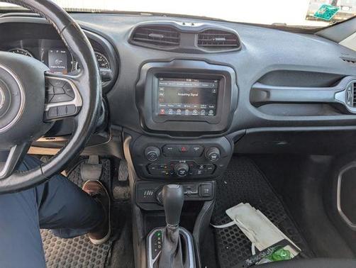 Black 2018 Jeep Renegade Latitude