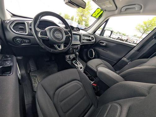 Black 2018 Jeep Renegade Latitude