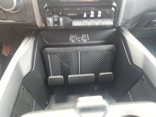 Molten Red Pearlcoat 2027 RAM 1500 Big Horn