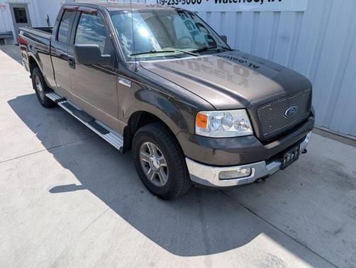 Arizona Beige Clearcoat Metallic 2005 Ford F-150 XLT SuperCab