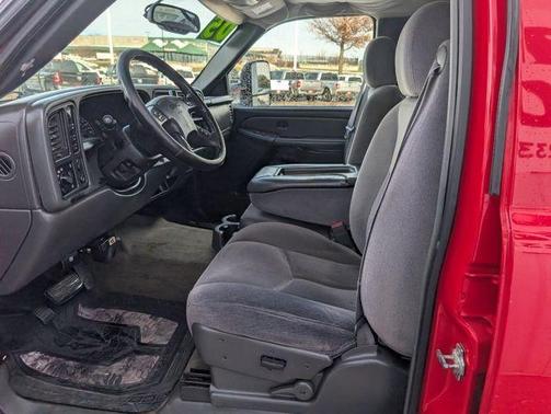 2005 GMC Sierra 2500 SLE