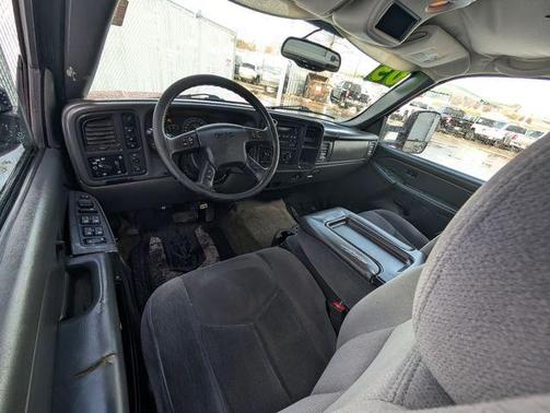 2005 GMC Sierra 2500 SLE