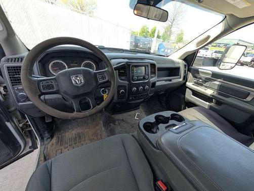 Bright White Clearcoat 2018 RAM 2500 Tradesman