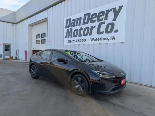 2024 Toyota Prius LE