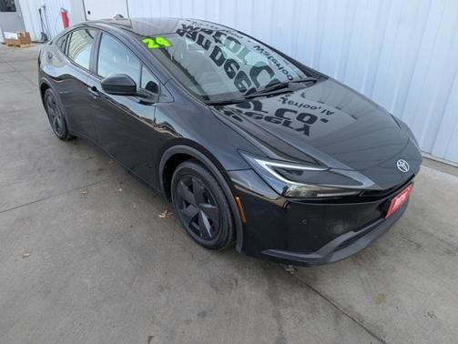2024 Toyota Prius LE