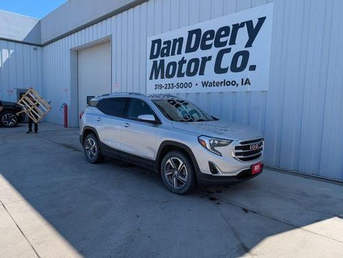 Quicksilver Metallic 2020 GMC Terrain SLT