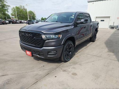 Granite Crystal Clearcoat Metallic 2026 RAM 1500 Big Horn