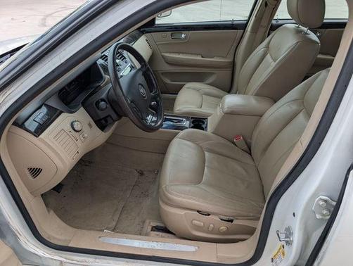 White Diamond Clearcoat 2008 Cadillac DTS