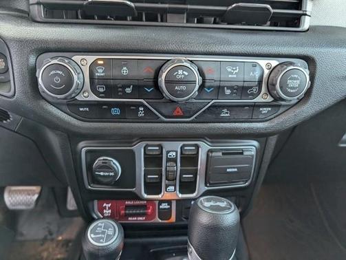 2025 Jeep Wrangler 4xe Sport