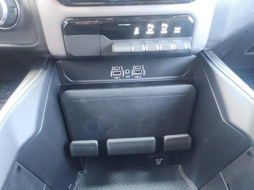 Diamond Black 2026 RAM 1500 Big Horn