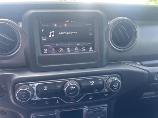 2022 Jeep Gladiator Sport
