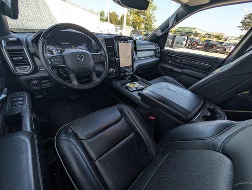 Delmonico Red Pearlcoat 2022 RAM 1500 Limited