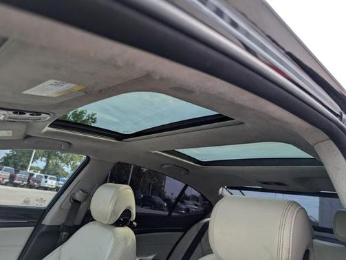 2015 Kia Cadenza SX Limited