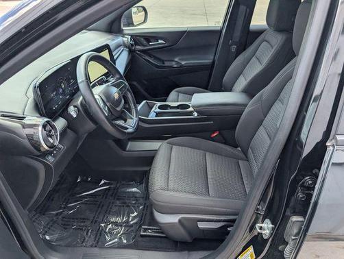 Mosaic Black Metallic 2025 Chevrolet Equinox LT