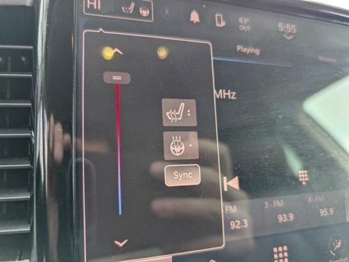 2023 Chrysler Pacifica Touring-L