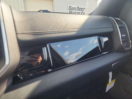 Diamond Black 2026 RAM 1500 Laramie
