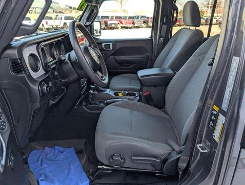 2024 Jeep Wrangler Sport