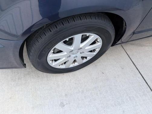 2012 Chrysler Town & Country Touring-L