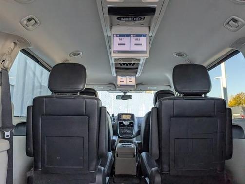 2012 Chrysler Town & Country Touring-L