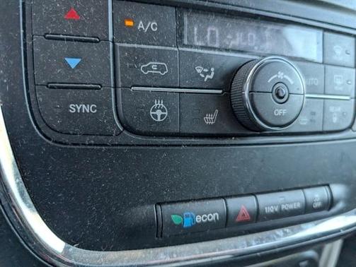 2012 Chrysler Town & Country Touring-L