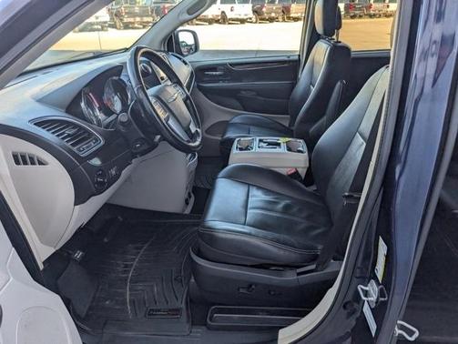 2012 Chrysler Town & Country Touring-L