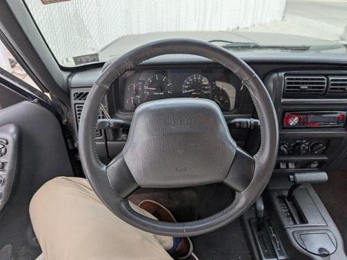 2000 Jeep Cherokee Sport
