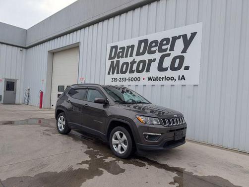 Granite Crystal Clearcoat Metallic 2020 Jeep Compass Latitude