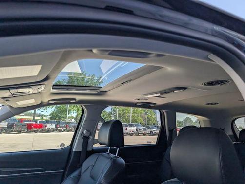 Ebony Black 2025 Kia Telluride S