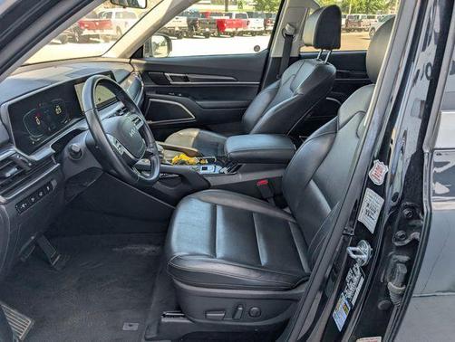 Ebony Black 2025 Kia Telluride S