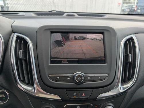 Mosaic Black Metallic 2022 Chevrolet Equinox 2LT