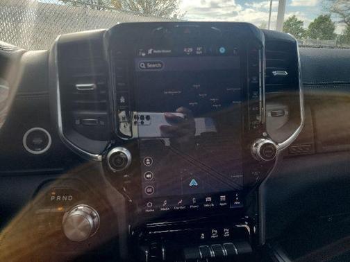 Diamond Black 2026 RAM 1500 Laramie