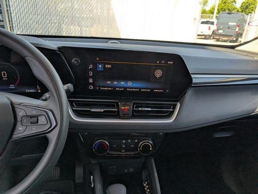 Sterling Gray Metallic 2025 Chevrolet Trailblazer LT