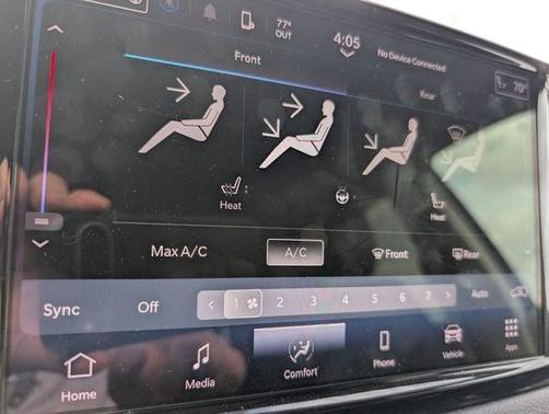 2024 Chrysler Pacifica Touring-L