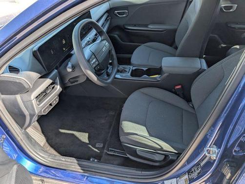 Deep Sea Blue 2025 Kia K4