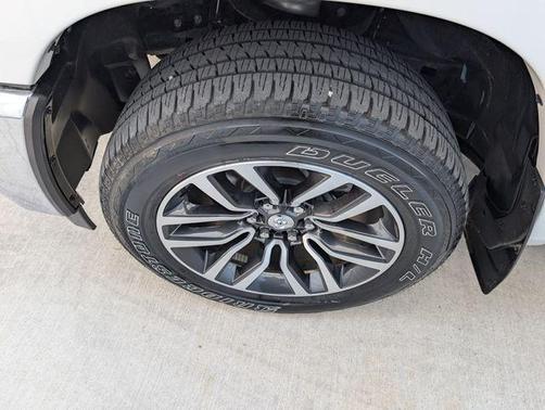 Ivory White 2025 RAM 1500 Limited