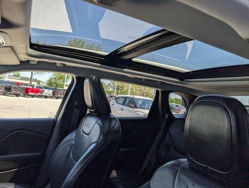 Billet Silver Metallic Clearcoat 2019 Jeep Cherokee Limited