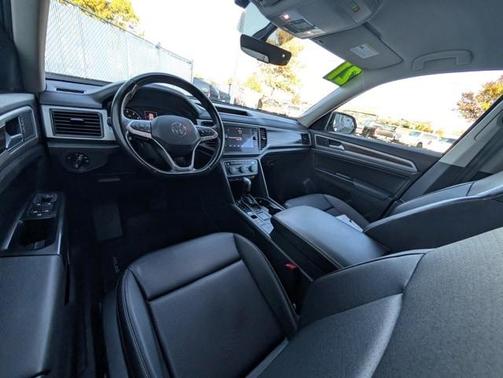 2021 Volkswagen Atlas 3.6 V6 SE w/ Technology